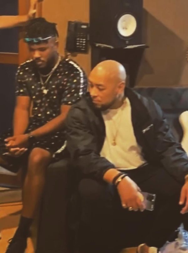 Tom Carfi - Clipe C. Braga